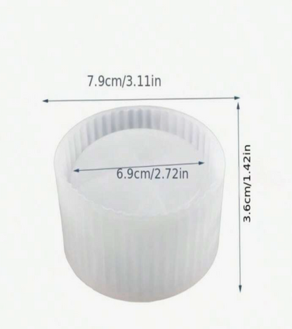White plastic round silicone mold with dimension markings showing a diameter of 7.9cm (3.11 inches)